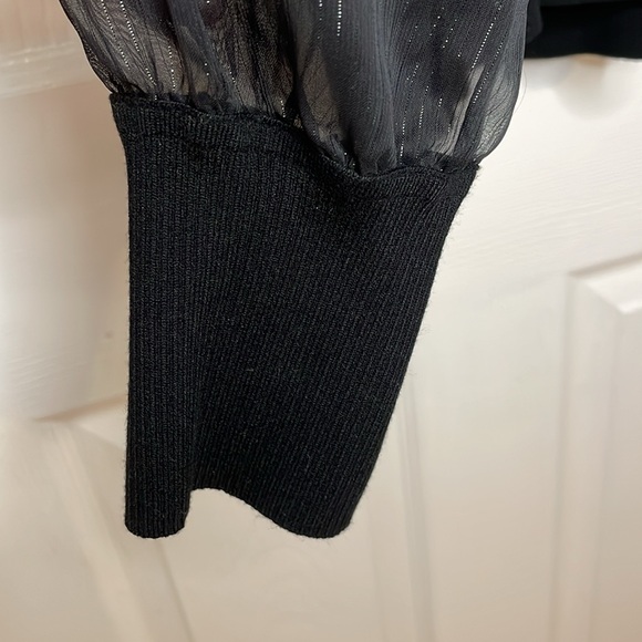 Talbots Woven Sheer Sleeve Black Crewneck Pullover Sweater Size Large - Picture 4 of 12